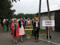 Delegacja Powiatu Płońskiego z wieńcem dożynkowym na dożynkach wojewódzkich