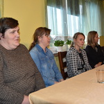 Uczestnicy Warsztatów Terapii Zajęciowej w Płońsku podczas konferencji zorganizowanej przez powiat poświęconej osobom niepełnosprawnym